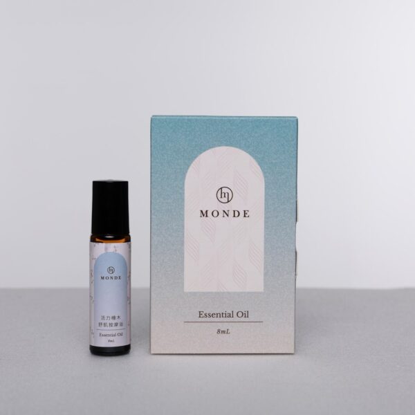 MONDE 活力檜木舒肌按摩油 8mL 滾珠瓶與外盒
